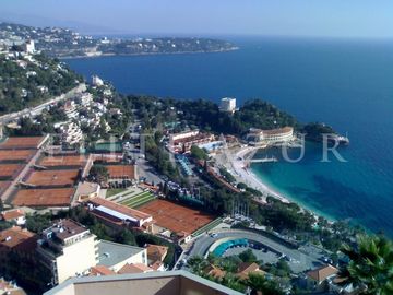 Монако – Сант Роман. Четырёхкомнатные апартаменты дуплекс с видом на море на продажу