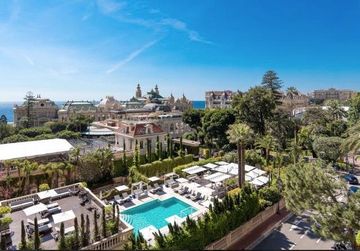 Монако: трёхкомнатная квартира класса люкс с видом на море и казино Монте Карло на продажу